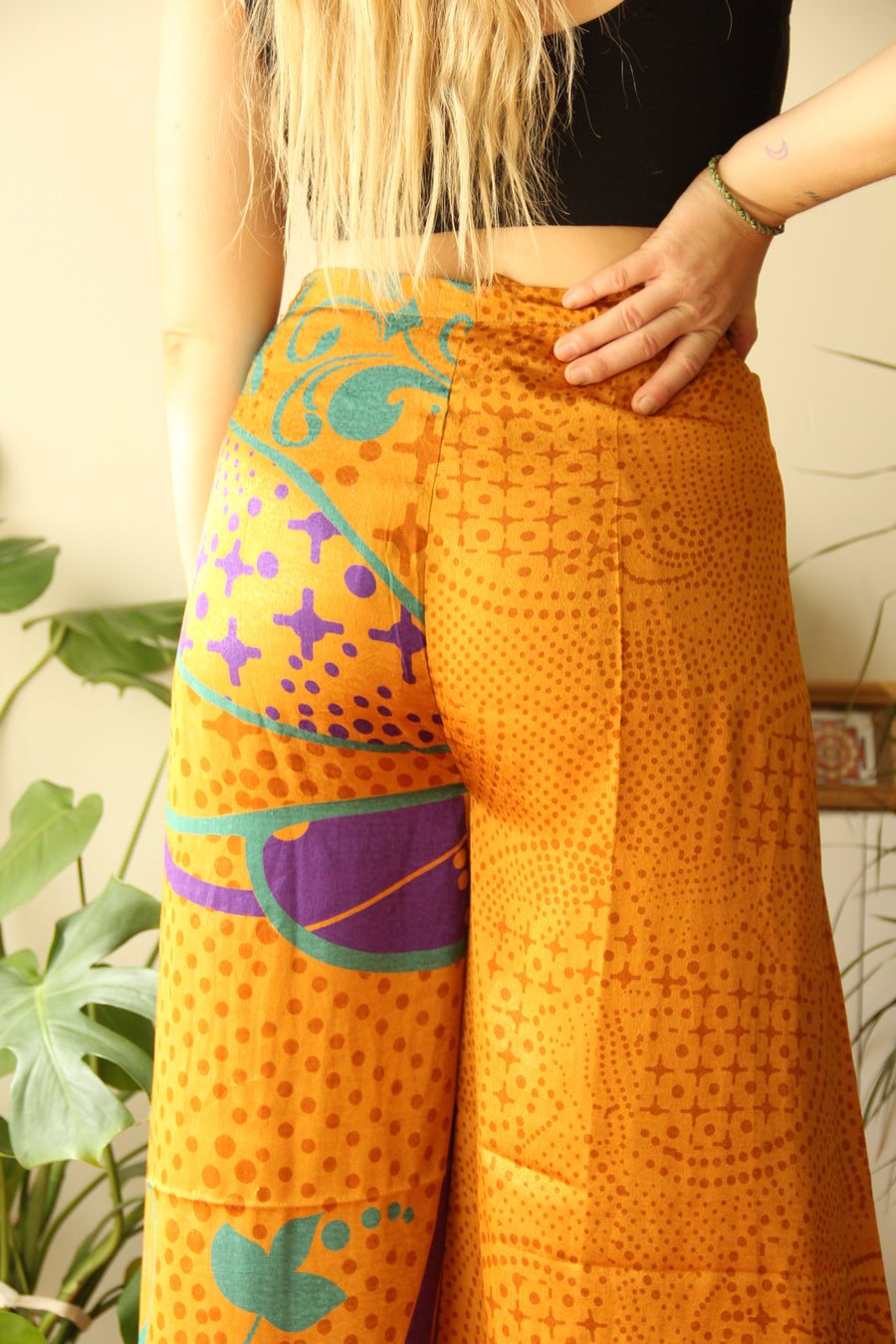 ODYANA Thai Pants (S/M)