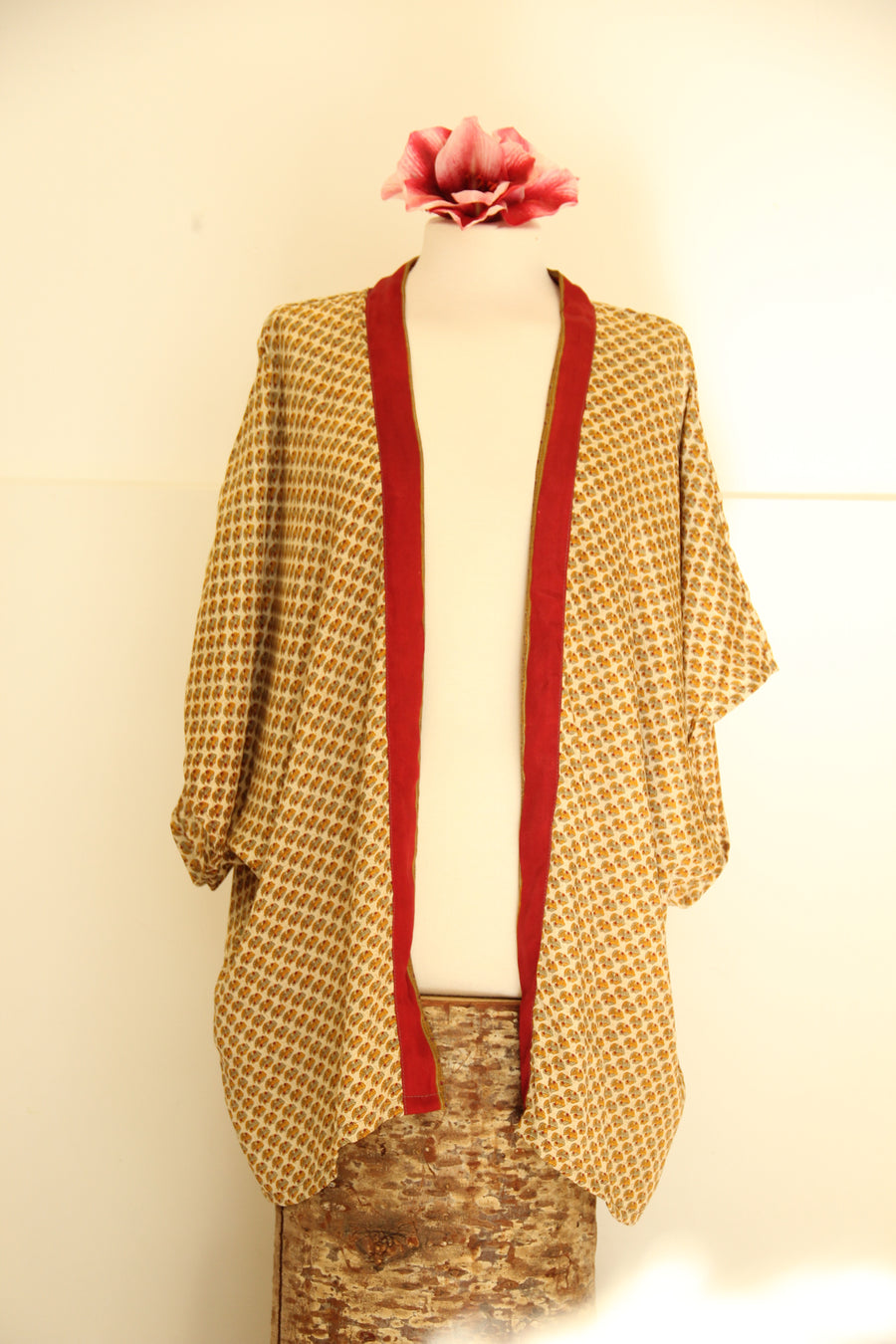 AVARADA Short Kimono